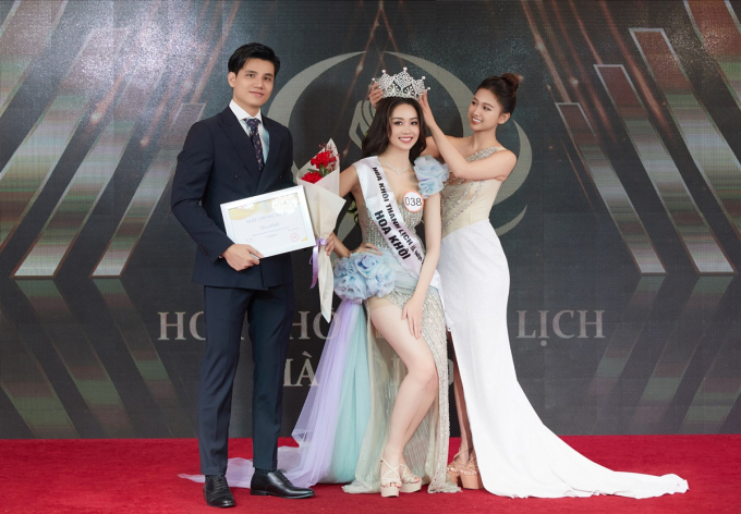 Người đẹp Vũ Như Quỳnh đăng quang Hoa khôi Thanh lịch Hà Nội 2023 - Ảnh 1.