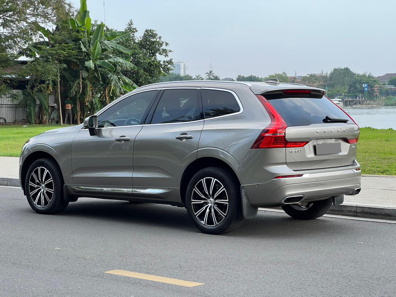 Volvo XC60 cũ rao bán 1,3 tỷ đồng: Chỉ có 60 xe tại Việt Nam, có nhiều option hơn xe đời mới - Ảnh 5.