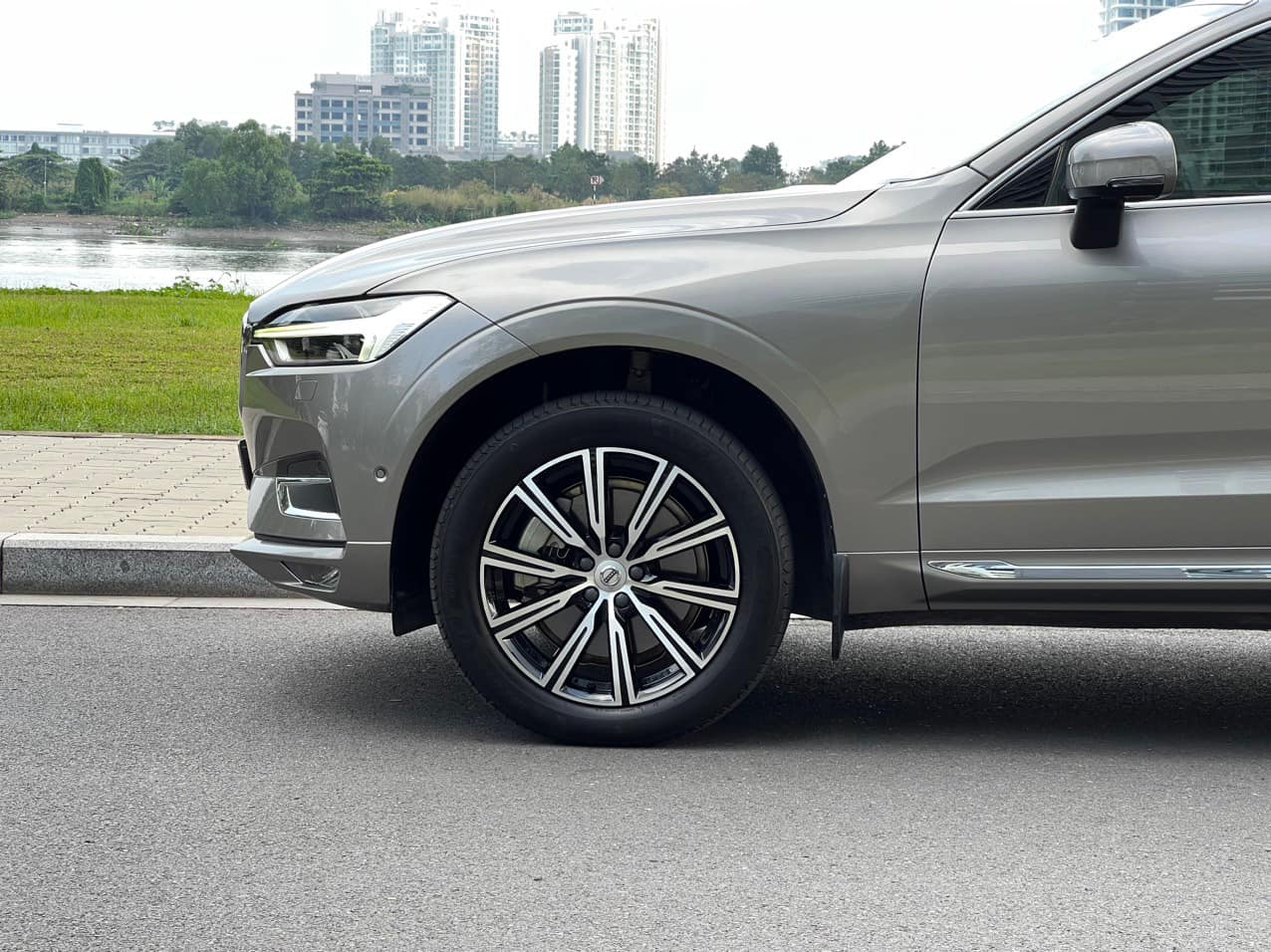 Volvo XC60 cũ rao bán 1,3 tỷ đồng: Chỉ có 60 xe tại Việt Nam, có nhiều option hơn xe đời mới - Ảnh 4.