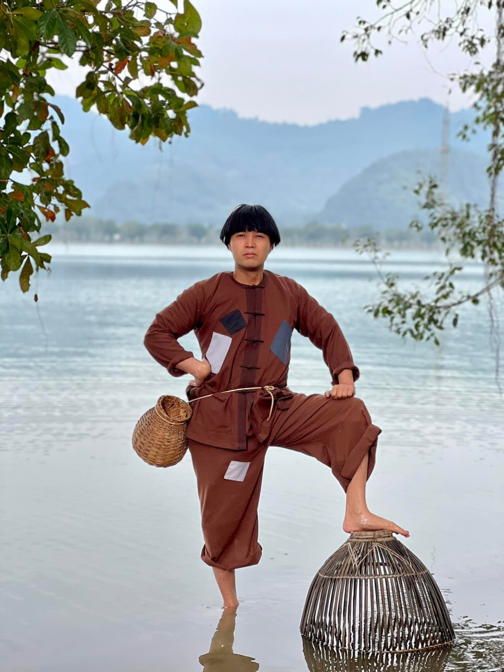 Nam diễn viên duyên dáng nhất nhì màn ảnh Việt vừa được phong tặng NSƯT là ai? - Ảnh 9.