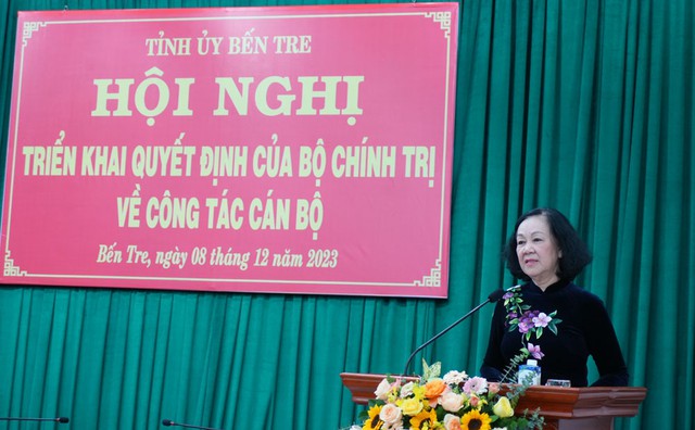 Bộ Chính trị phân công bà Hồ Thị Hoàng Yến làm Quyền Bí thư Tỉnh ủy Bến Tre - Ảnh 1.