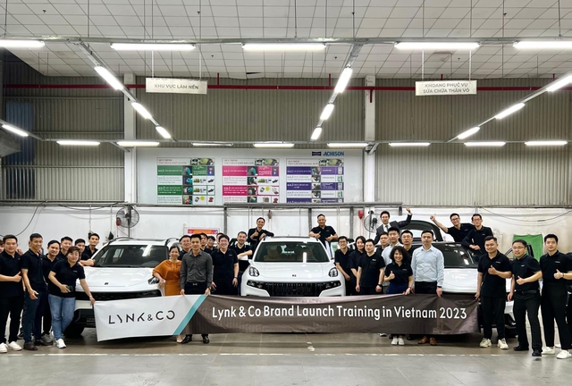 Đại lý nhận cọc Lynk & Co 01, 05, 09: Đặt trước 10-50 triệu kiểu VinFast, đấu Mazda CX-5, CX-8, Peugeot 408 - Ảnh 1.