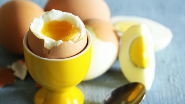 MXH rủ nhau ăn 9 quả trứng gà mỗi ngày để giảm 5-8kg: Ăn nhiều trứng sẽ khiến cơ thể thay đổi ra sao? - Ảnh 2.