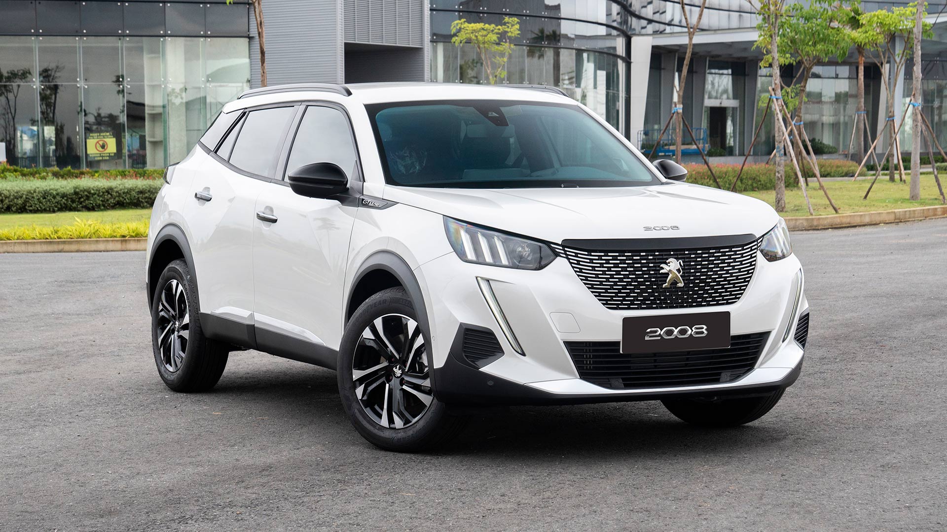 Bảng giá ô tô Peugeot tháng 2: Peugeot 2008 được ưu đãi tới 31 triệu đồng - Ảnh 1.