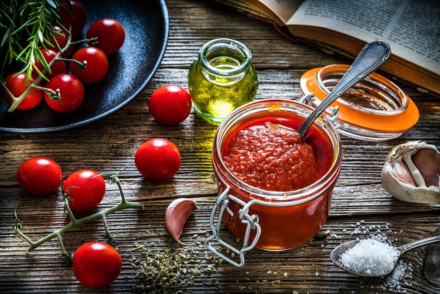 Cà chua có thể giúp ngăn ngừa ung thư: Nên ăn sống hay nấu chín để được lợi? - Ảnh 2.