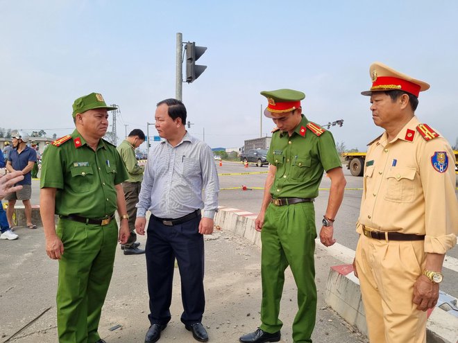  Vụ tai nạn nghiêm trọng ở Quảng Nam: Xe khách chở quá số người, vượt tốc độ  - Ảnh 4.