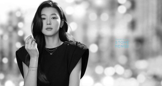  “Mợ chảnh” Jeon Ji Hyun lộ nhan sắc ở tuổi 42: Liệu có còn đẹp lộng lẫy như thời đỉnh cao? - Ảnh 3.