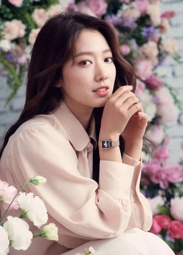 Park Shin Hye gây bất ngờ với bộ ảnh sinh nhật: Nhan sắc bà mẹ 1 con 33 tuổi mà như thiếu nữ 20 - Ảnh 10.