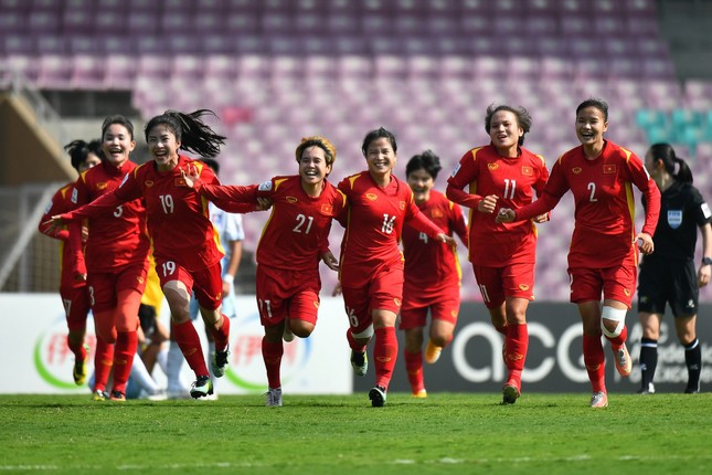 Quân của thầy Chung lọt tốp đề cử Fair Play 2022, trợ lý của ông Park nhận sự vinh danh đặc biệt