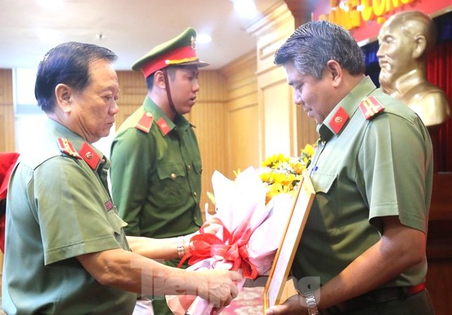 Công an tỉnh Bình Dương điều động, bổ nhiệm nhiều cán bộ chủ chốt