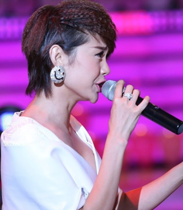  Ngỡ ngàng nhan sắc đệ nhất mỹ nhân Sài Gòn thời mới vào nghề: Từng vướng nghi vấn dao kéo và hành trình lột xác ngoạn mục - Ảnh 6.