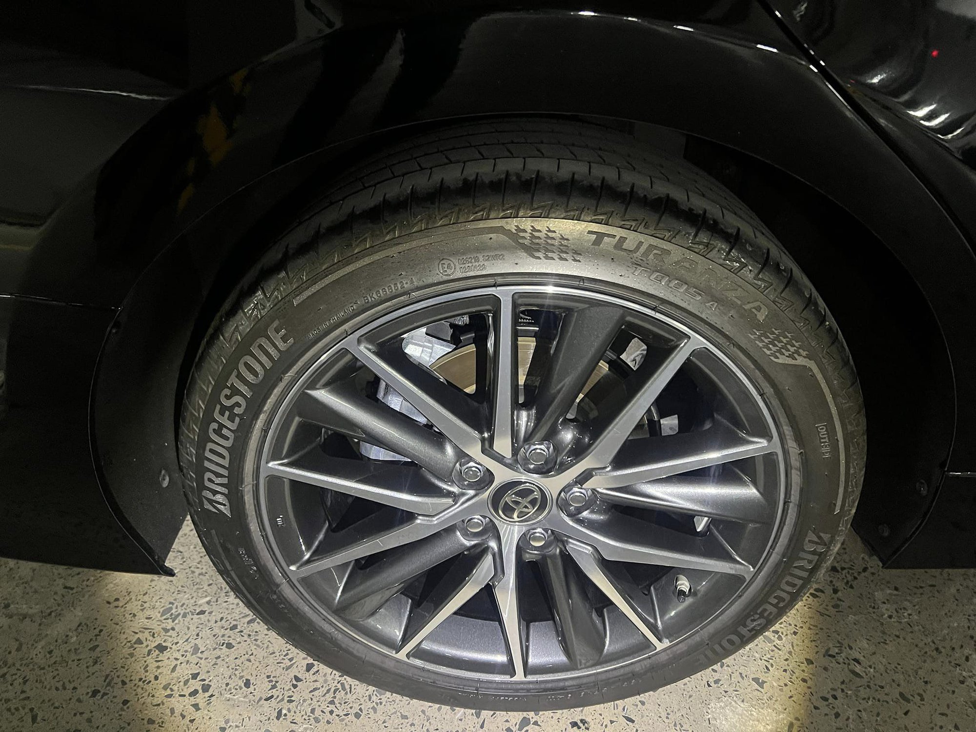 Chủ xe Toyota Camry cả năm chỉ chạy 5.700 km nhưng lỗ luôn 227 triệu đồng - Ảnh 4.