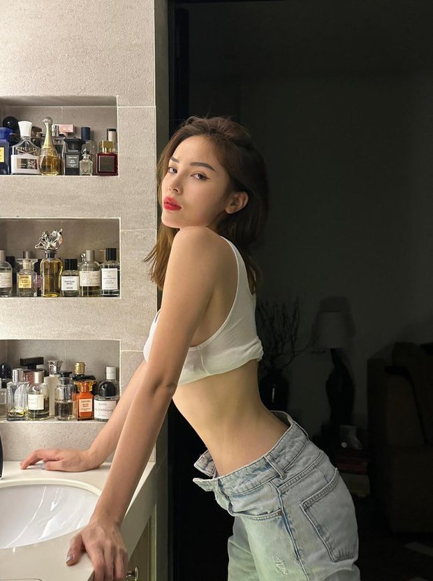 Hoa hậu Vbiz từng lộ ngấn mỡ trên sóng truyền hình nay khoe body xịn, thay đổi 1 điều mà ai cũng ước hậu nghỉ Tết - Ảnh 1. Hoa hậu Vbiz từng lộ ngấn mỡ trên sóng truyền hình nay khoe body xịn, thay đổi 1 điều mà ai cũng ước hậu nghỉ Tết - Ảnh 1.