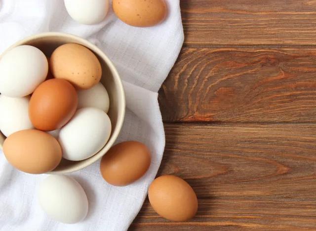 Cách bảo quản sai khiến trứng gà mất chất dinh dưỡng - Ảnh 2.