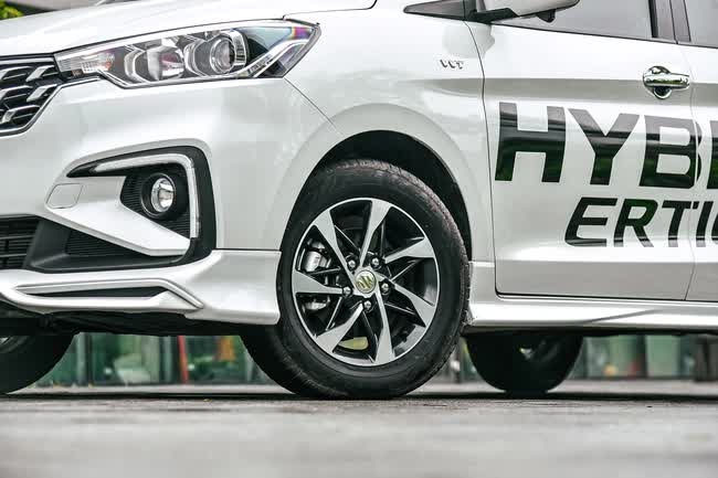 Tôi phát mệt khi chạy Suzuki Hybrid Ertiga hơn 880km Hà Nội - Đà Nẵng với 1 bình xăng, muốn dừng nhưng không được - Ảnh 4.