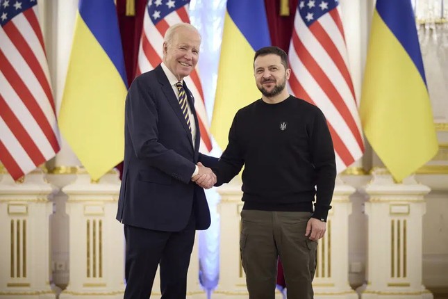 Chuyện hậu trường chuyến thăm bất ngờ của Tổng thống Biden đến Ukraine - Ảnh 13.