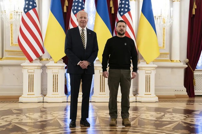 Chuyện hậu trường chuyến thăm bất ngờ của Tổng thống Biden đến Ukraine - Ảnh 12.