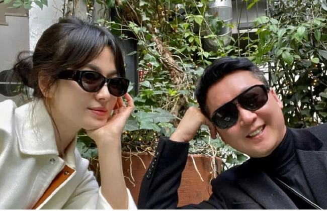 Sự thật tấm ảnh Song Hye Kyo hẹn hò riêng tư cùng tình mới tại Milan? - Ảnh 1.