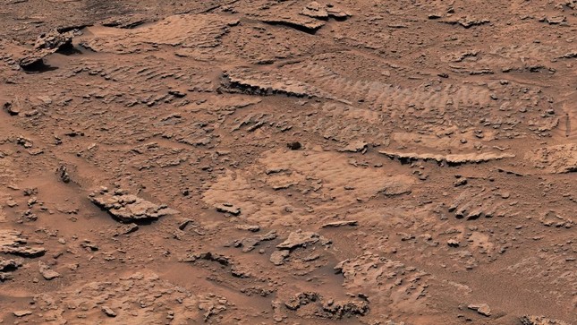 Tàu thám hiểm của NASA chụp được những hình ảnh cho thấy dấu hiệu sự sống ở Sao Hỏa - Ảnh 1.