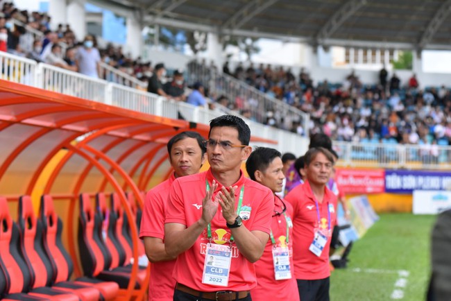 Toả sáng tại AFC Champions League, HAGL vẫn kém Hà Nội FC 1443 bậc trên BXH thế giới - Ảnh 4.