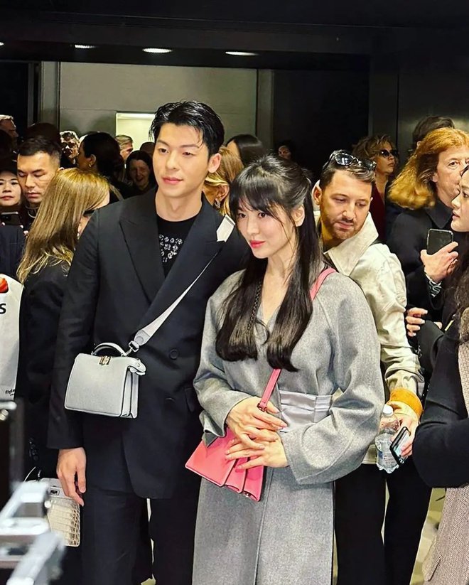  Song Hye Kyo đại náo Milan Fashion Week: Visual gây sốt khi sánh bên nam thần Hứa Quang Hán, được khán giả rần rần ủng hộ - Ảnh 13.