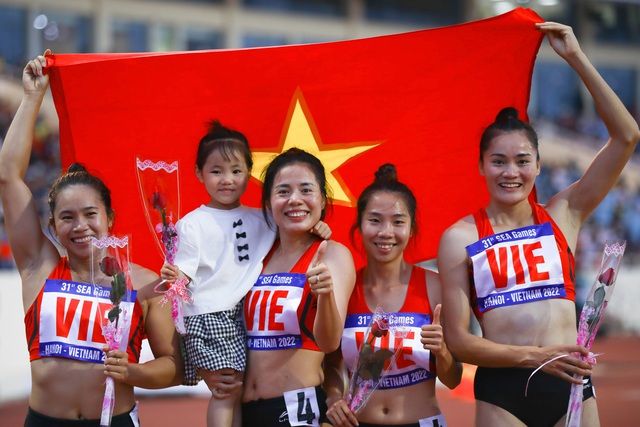 Cô gái vàng của Thể thao Việt Nam: Nhiều lần suýt bỏ hết để về với con - Ảnh 3.