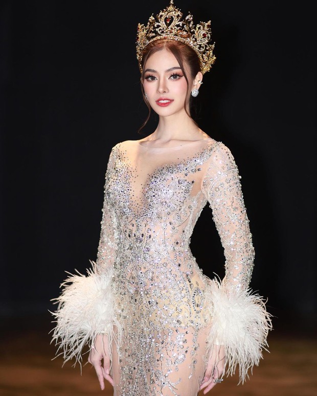 Nhan sắc người đẹp lai Việt đăng quang Hoa hậu Hòa bình ở Thái Lan - Ảnh 8.