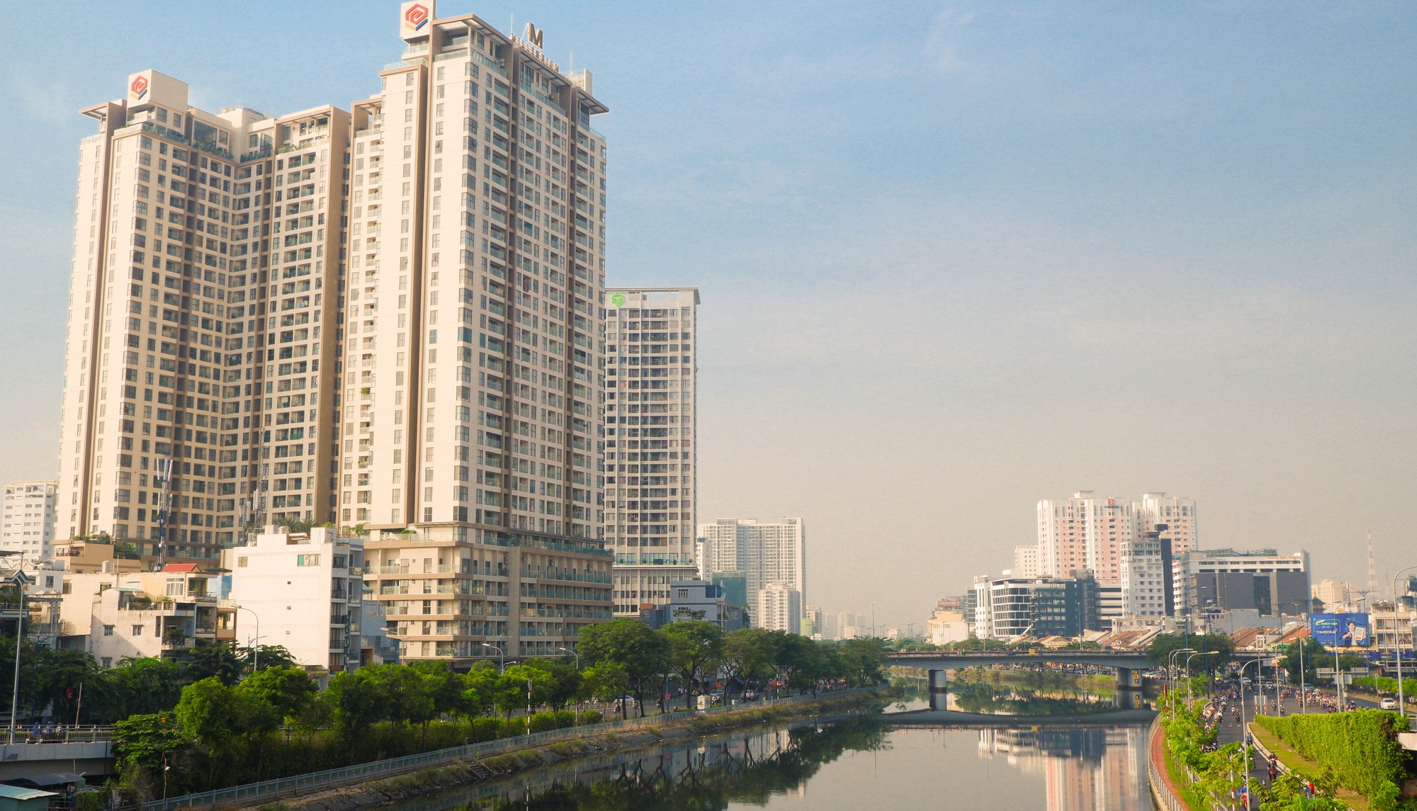 Apartment prices are sky-high in the district with the highest population density in Vietnam - Photo 5.