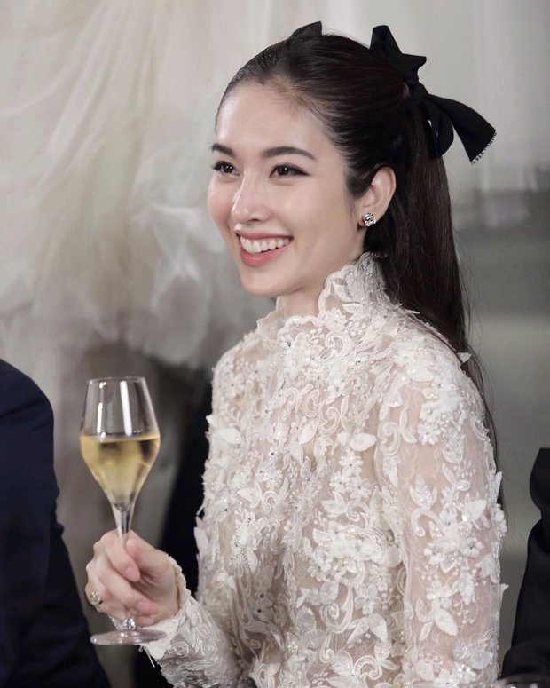 Hoa hậu chuyển giới Nong Poy luôn để mặt mộc bên vị hôn phu tài phiệt, U40 mà nhan sắc quá khó tin - Ảnh 8.