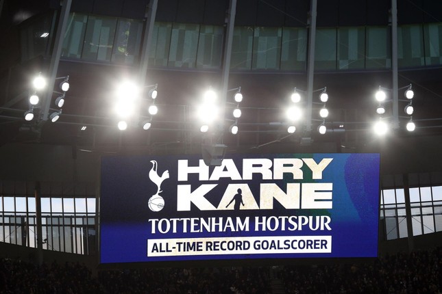 Cán mốc 200 bàn, Harry Kane trở thành chân sút vĩ đại nhất Tottenham - Ảnh 2.