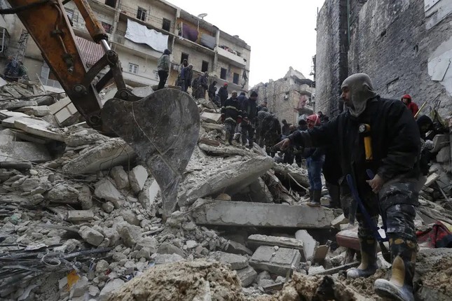 Vì sao trận động đất ở Thổ Nhĩ Kỳ gây thiệt hại vô cùng nặng nề? - Ảnh 4.