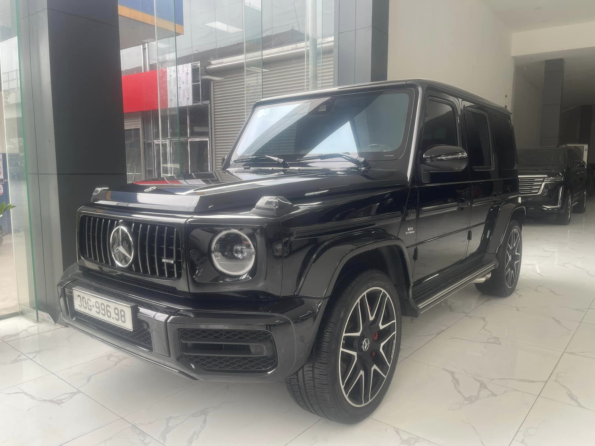 Giữ giá như xe cũ của Tuấn Hưng: Mercedes-AMG G 63 đi gần 2 năm bán 12,5 tỷ đồng, ngang bản hiếm chính hãng đập hộp - Ảnh 1.