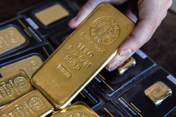 Giá vàng dự báo lập đỉnh lịch sử mới trong năm 2023 - Ảnh 1.