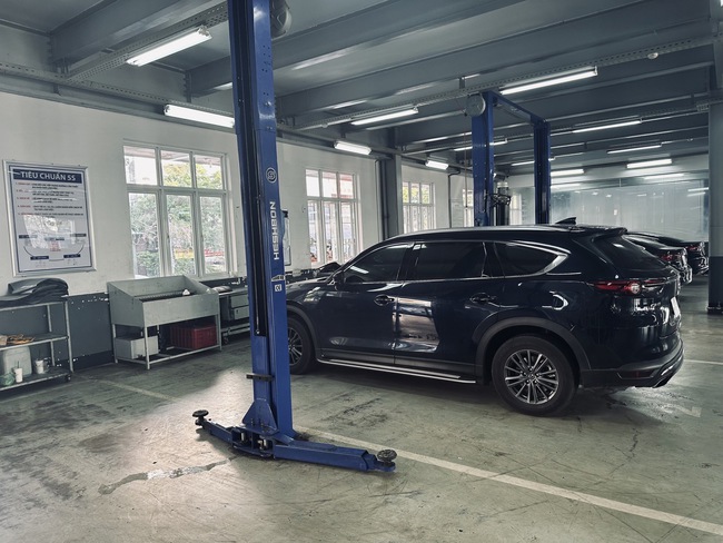 Mazda CX-8 bị đổ nhầm dầu vào bình xăng, chủ xe không biết vẫn chạy cao tốc và cái kết đau ví - Ảnh 2.