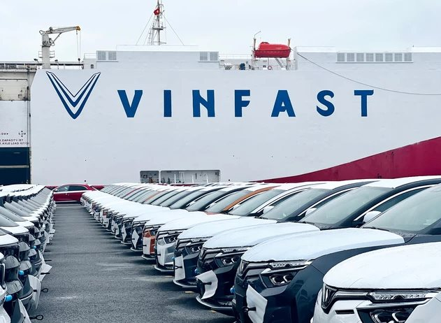 Thời tới với ngành xe điện, đối tác pin của VinFast ghi nhận doanh số khủng cỡ nào trong năm 2022? - Ảnh 1.