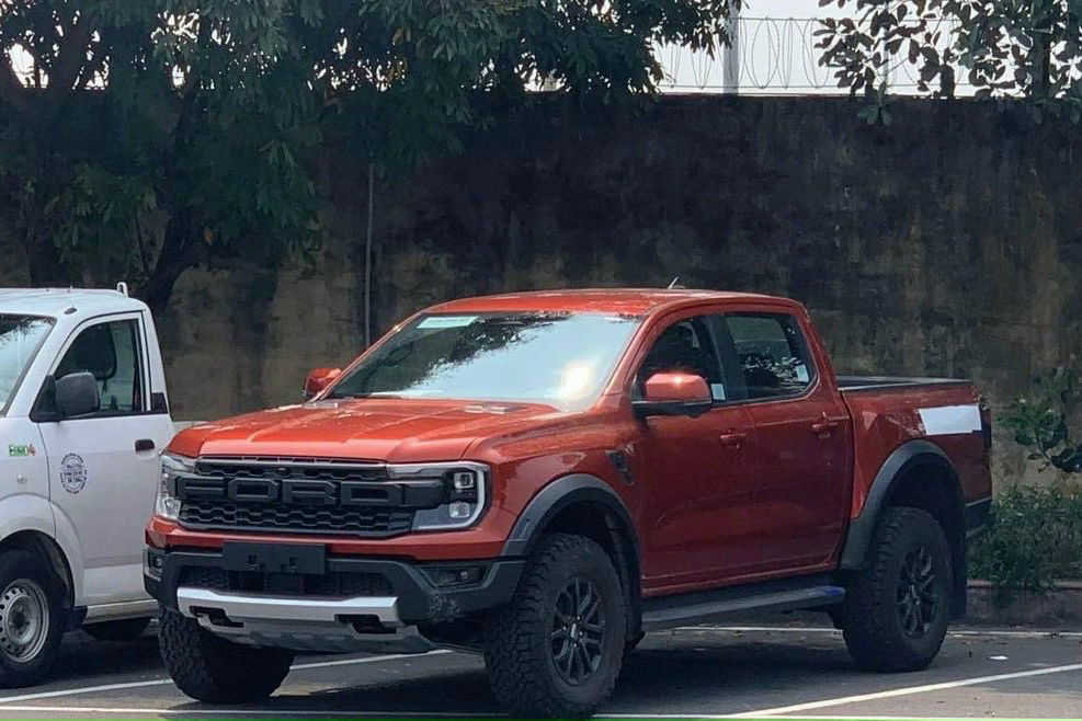 Ford Ranger Raptor 2023 đã ra biển số tại Việt Nam, để lộ trang bị khủng nhưng lại thiếu một chi tiết gây thắc mắc - Ảnh 1.