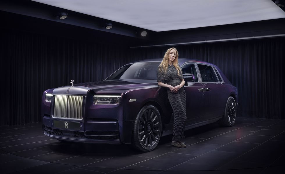 Rolls-Royce Phantom tinh xảo nhất thế giới: Làm khung mất 4 năm, bầu trời sao tốn cả tháng, là xe của đại gia chịu chơi đặt trước - Ảnh 10.