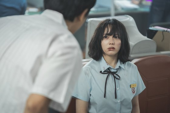 The Glory của Song Hye Kyo bóc trần sự thật về bạo lực học đường, lý giải nguyên nhân khiến tình trạng bắt nạt chỉ ngày một tệ hơn tại Hàn Quốc - Ảnh 2.