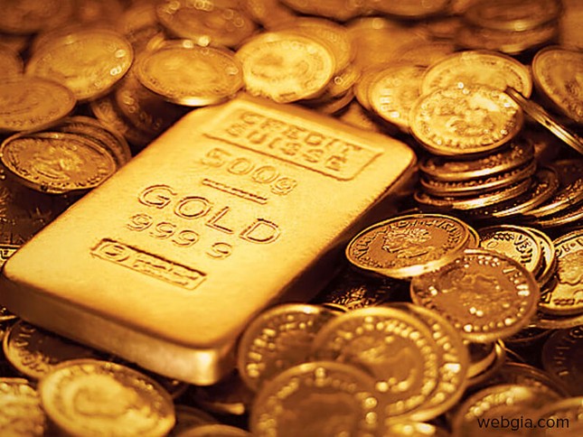 Giá vàng trong nước ‘nín thở’ trước bất ổn tài chính thế giới - Ảnh 1.