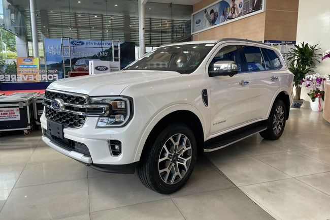 Đại lý báo Ford sắp tăng giá một loạt SUV ở Việt Nam: Everest gần chạm mốc 1,5 tỷ, Explorer đắt kỷ lục - Ảnh 3.