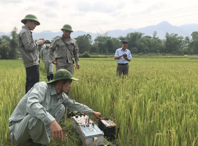 447 hộ dân được hỗ trợ hơn 10 tỷ đồng vì ảnh hưởng bởi các hố tử thần - Ảnh 6.