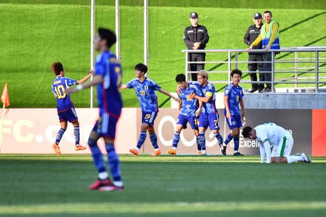 Dính đòn chớp nhoáng, U20 Nhật Bản thêm 1 lần gục ngã ở bán kết giải châu Á - Ảnh 2.