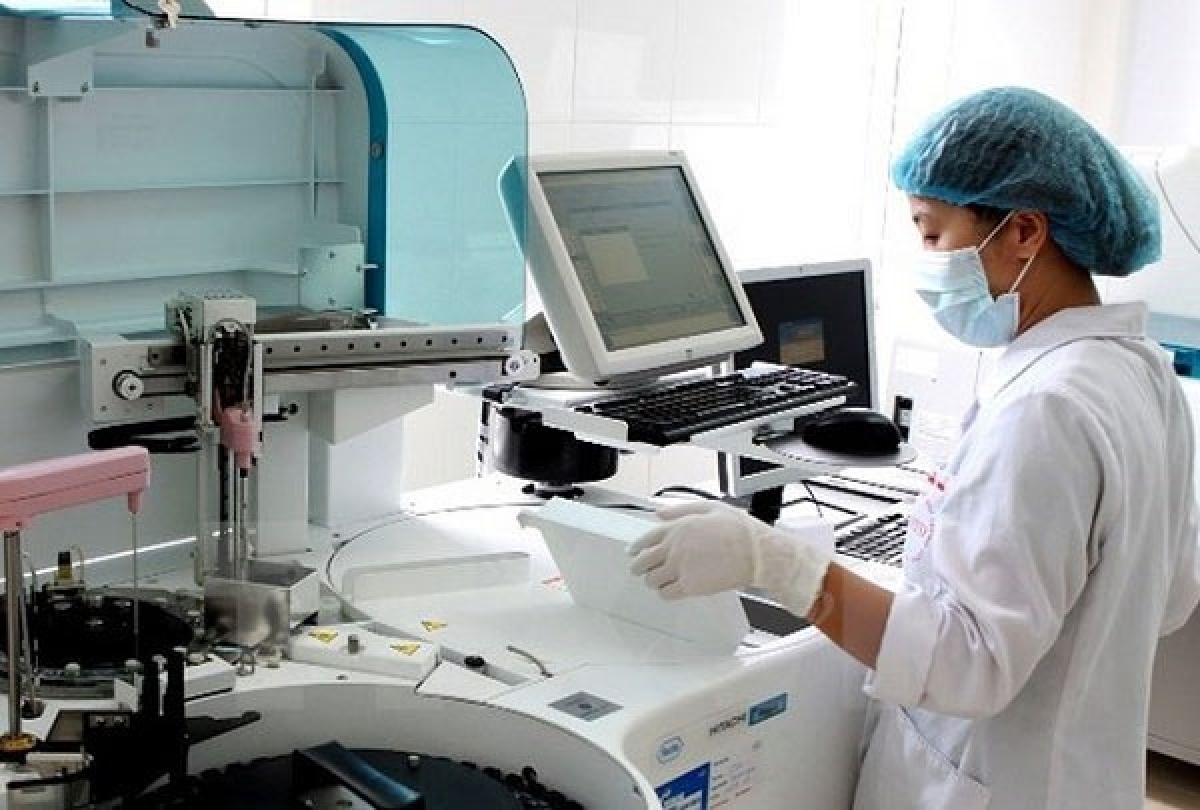 Hãy để ngành y tập trung cho chuyên môn - Ảnh 1. Hãy để ngành y tập trung cho chuyên môn - Ảnh 1.