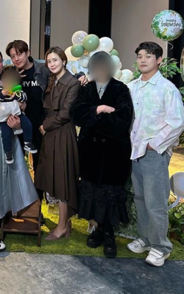 Hình ảnh trước ngày Lee Da Hae - Se7en tuyên bố kết hôn gây sốt