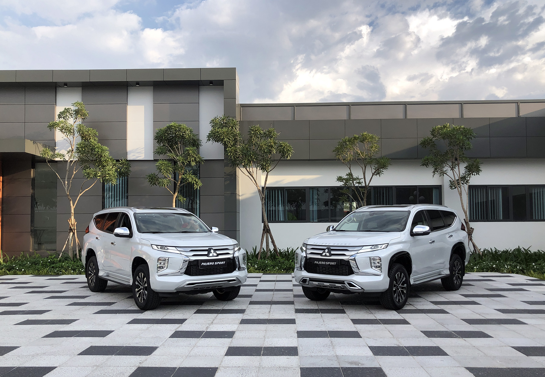 Bảng giá xe Mitsubishi tháng 3: Mitsubishi Pajero Sport được ưu đãi gần 70 triệu đồng - Ảnh 1.