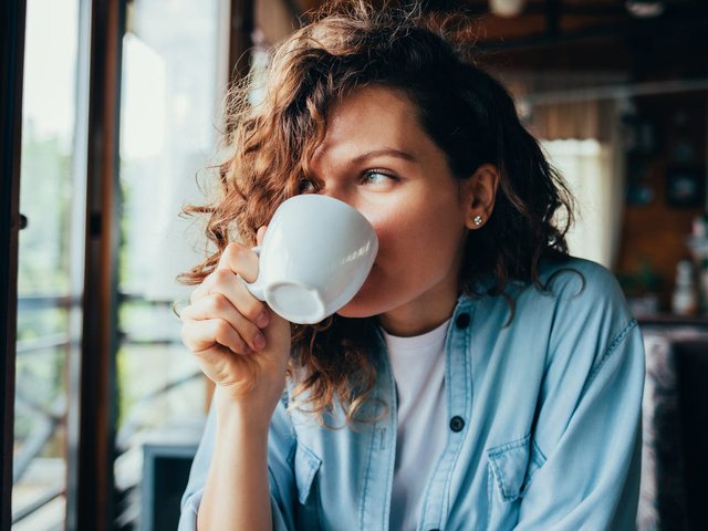 Phát hiện: Số tách trà đen nên uống mỗi ngày để giảm nguy cơ tử vong sớm - Ảnh 1.