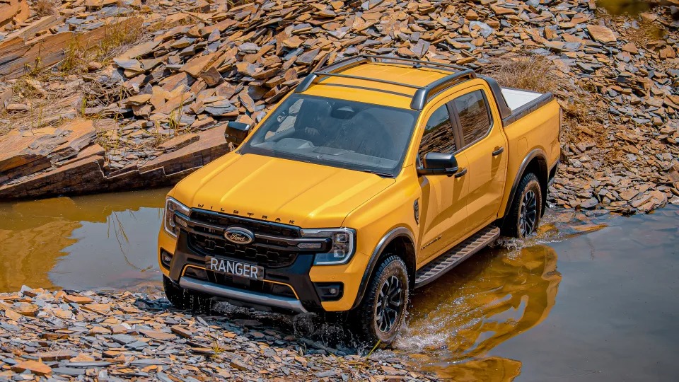 Ford Ranger lại thêm phiên bản mới: Giá cao hơn Wildtrak, sắp bán ở Việt Nam với tên gọi khác - Ảnh 4.