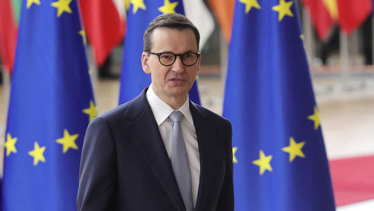 Thủ tướng Ba Lan: EU mệt mỏi với việc tung thêm lệnh trừng phạt Nga - Ảnh 1.