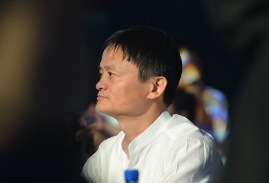 Thời hoàng kim đã xa của Jack Ma: Từ ông chủ đế chế trăm tỷ USD trở thành kẻ đi học đánh cá, trồng lúa, lặng nhìn Alibaba bị chia tách thành 6