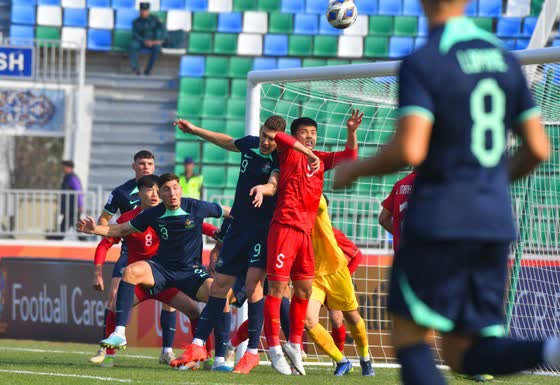 U20 Việt Nam sẽ tái hiện khoảnh khắc xuất thần của Quang Hải, hạ Qatar để thêm cơ hội dự World Cup? - Ảnh 2.
